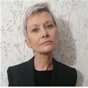 Fashion designer ayant travaillé et vécu en italie pendant 32 ans (27 ans dans le veneto et 5 ans en Romagna)